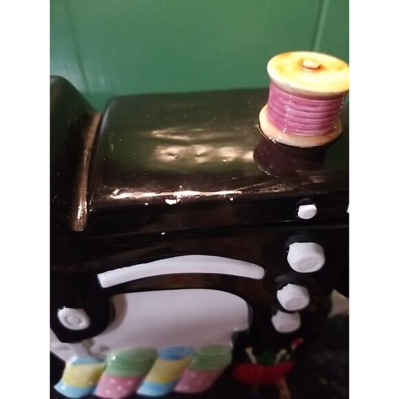 Wangs Sewing Machine Teapot Pincushion Hand painted - Picture 4 of 7